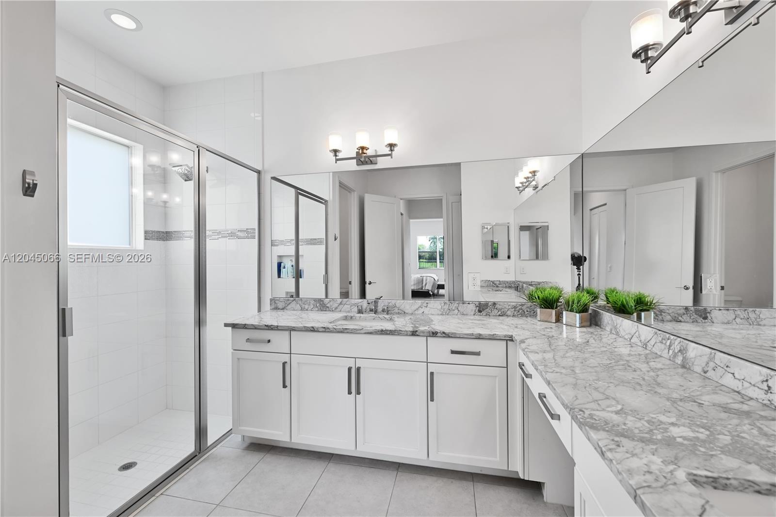 9706 Celtic Sea Lane Property Photo 7
