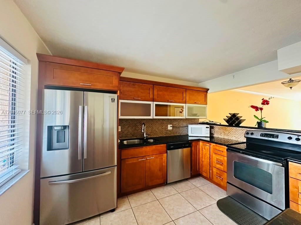 197 Lakeview Drive 105 Property Photo 6