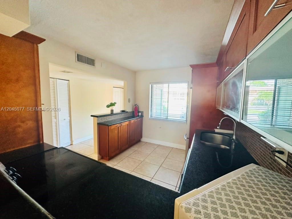 197 Lakeview Drive 105 Property Photo 11