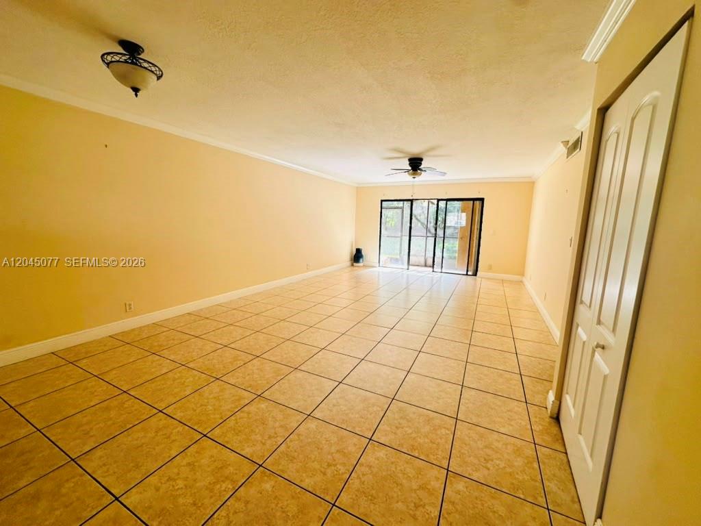 197 Lakeview Drive 105 Property Photo 15