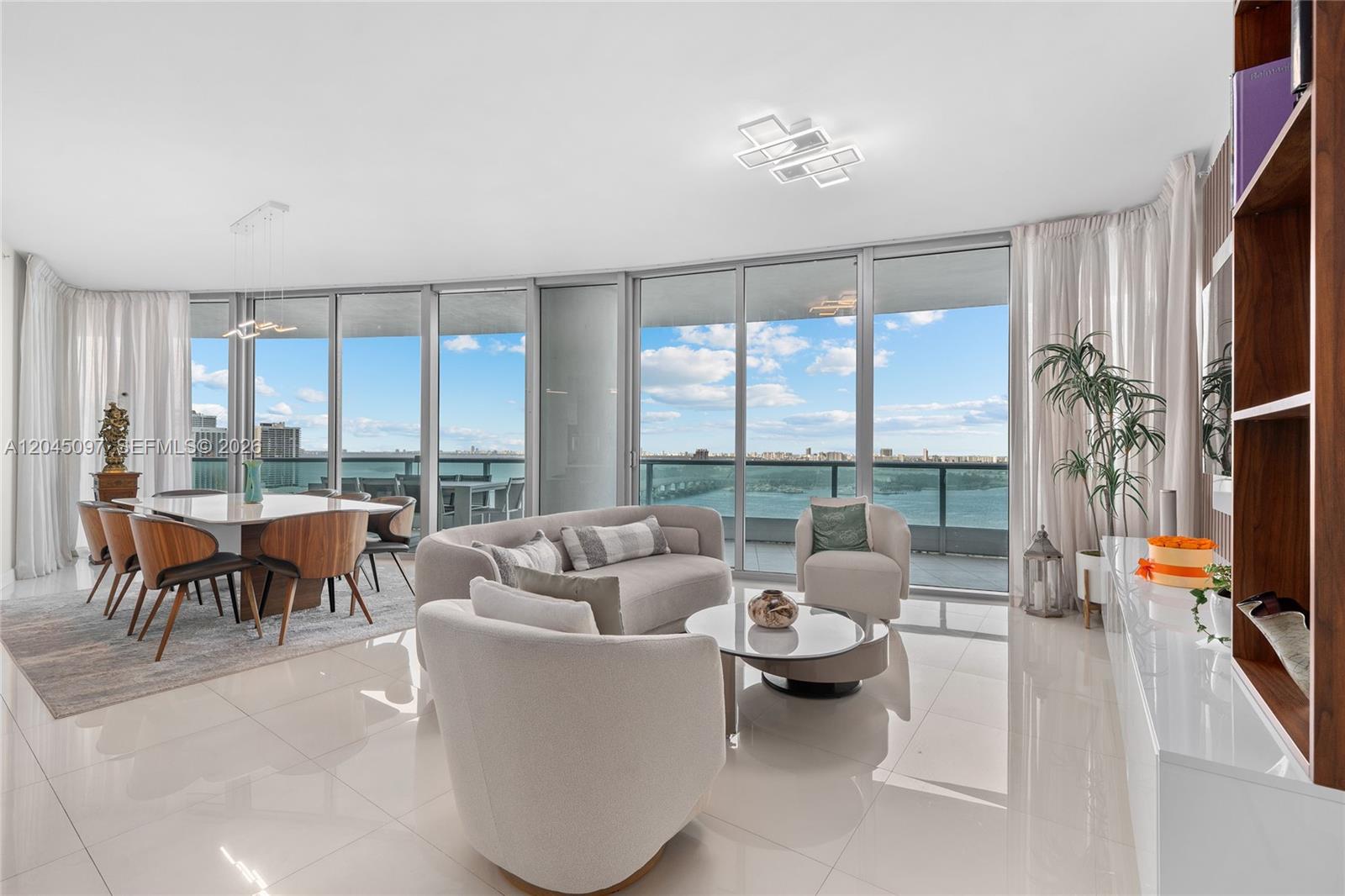 900 Biscayne Boulevard 2506 Property Photo 1
