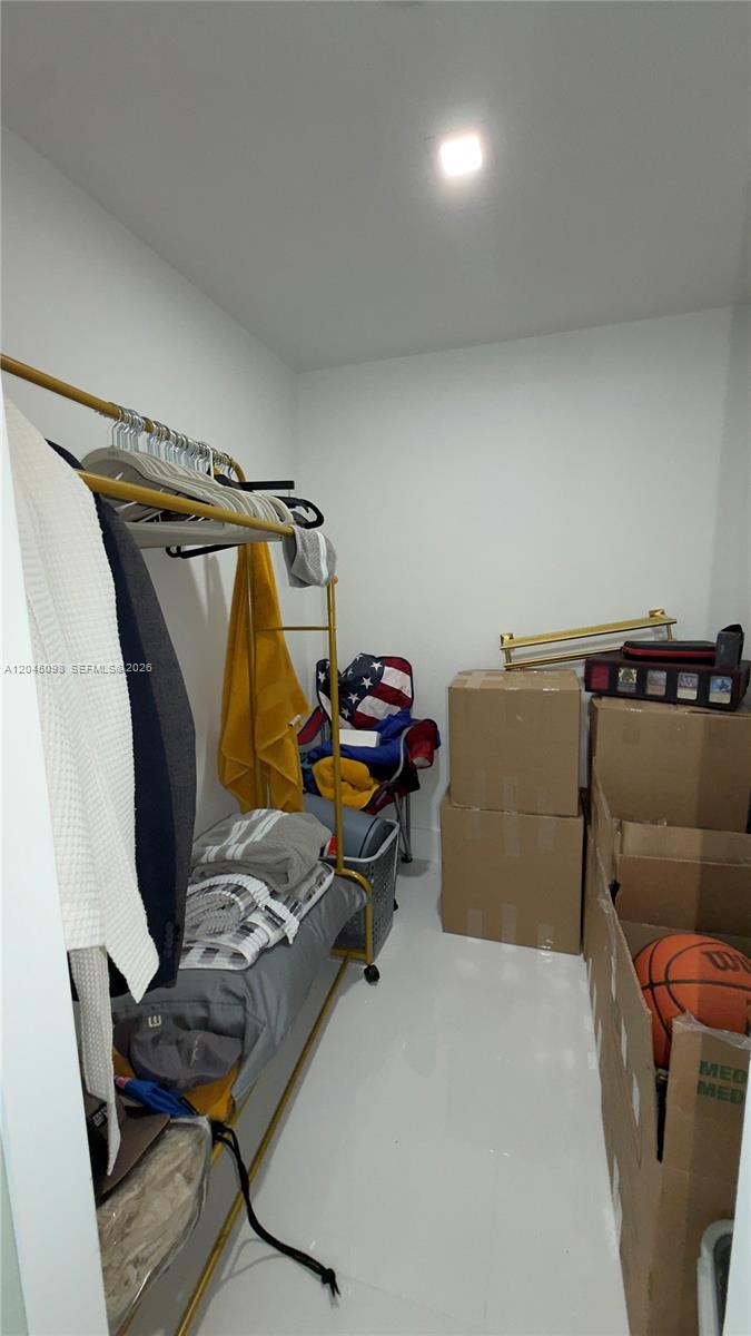 2333 Brickell Avenue 614 Property Photo 22