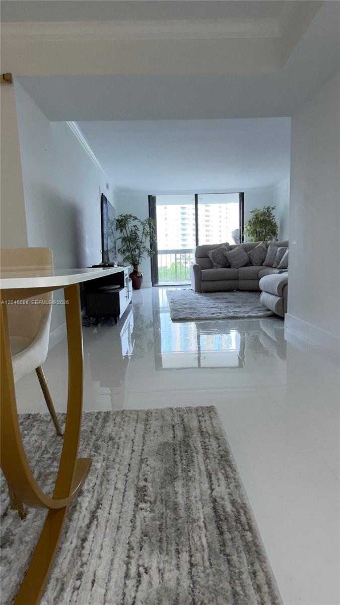 2333 Brickell Avenue 614 Property Photo 29