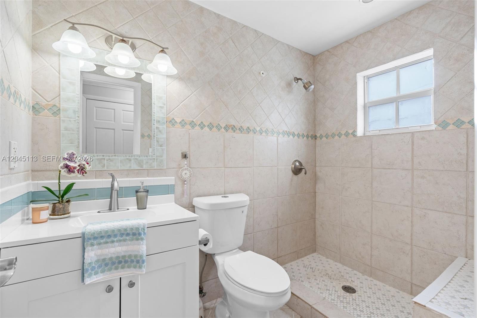 795 Nw 73rd Avenue Property Photo 7