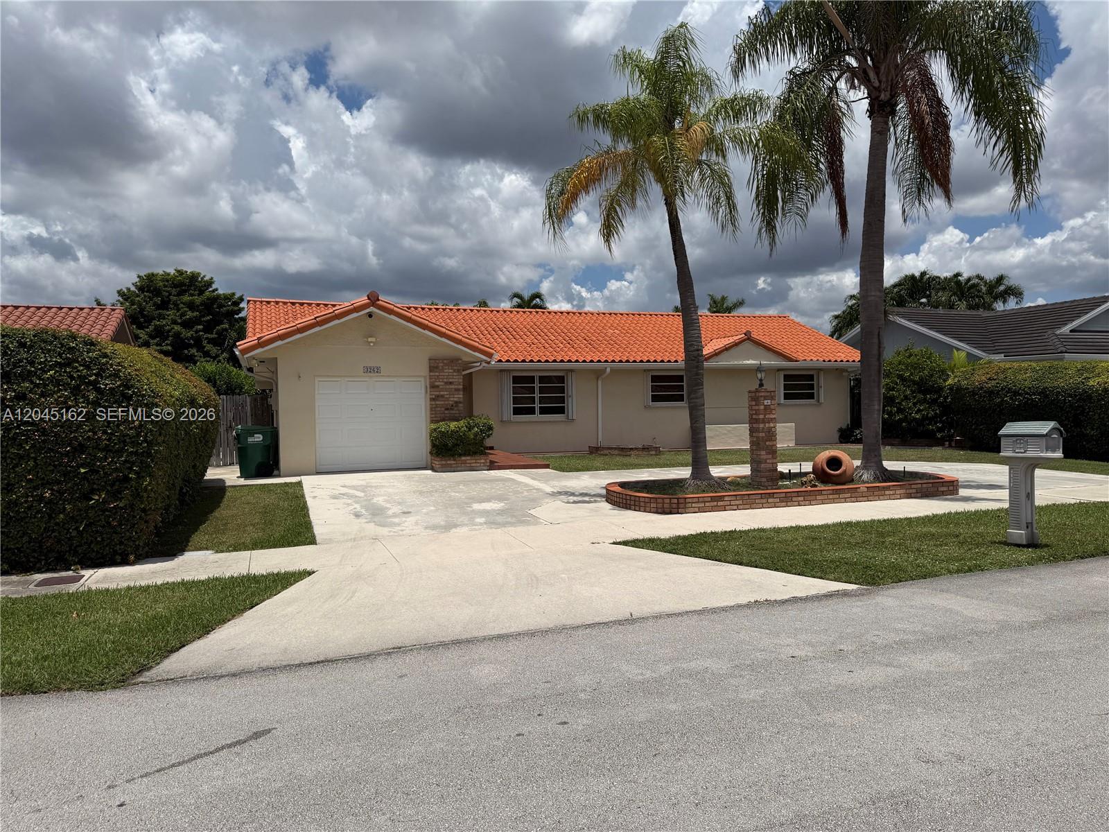 3262 Sw 139th Place Property Photo 1