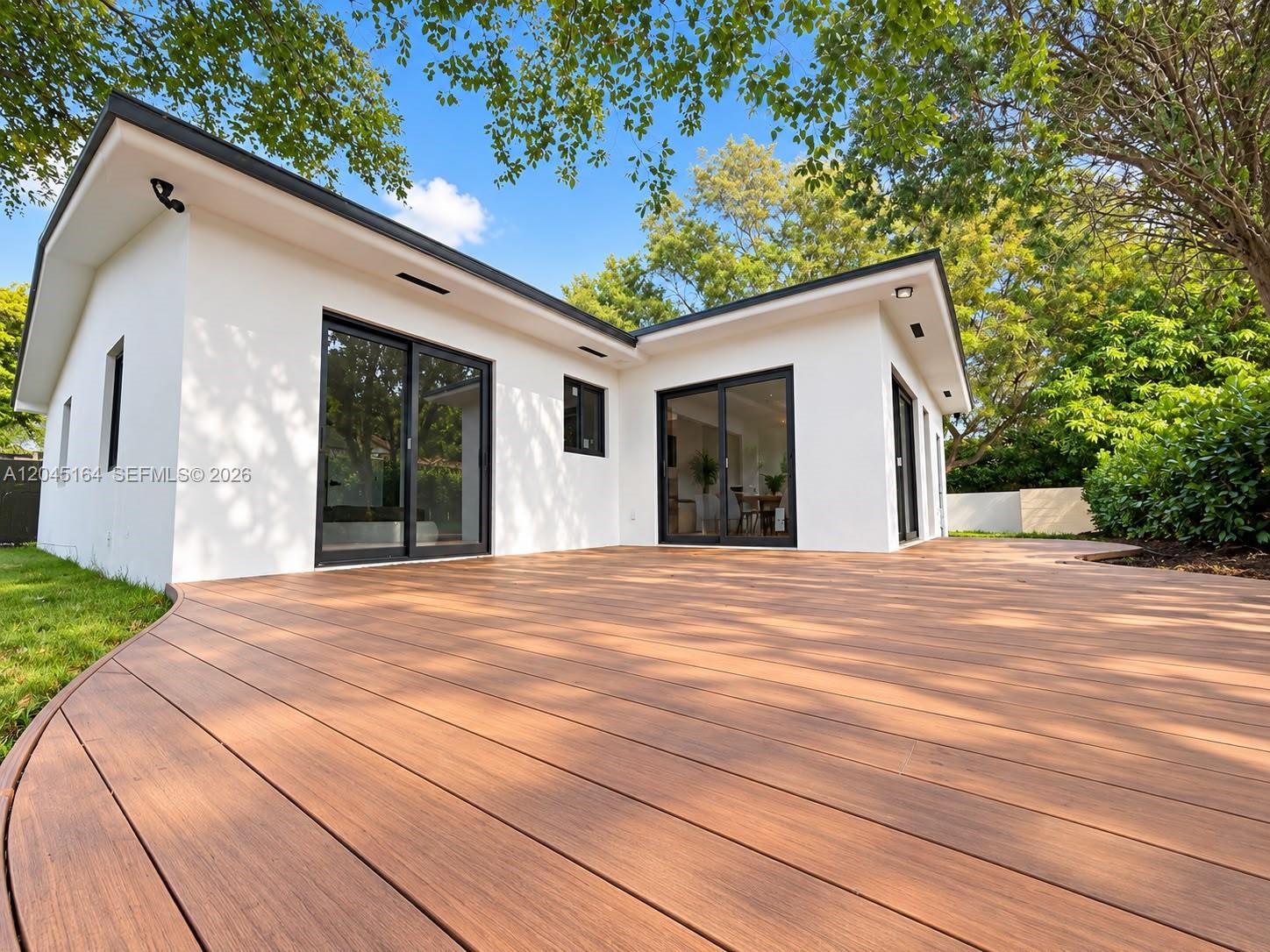 2 Ne 91st Street Property Photo 15