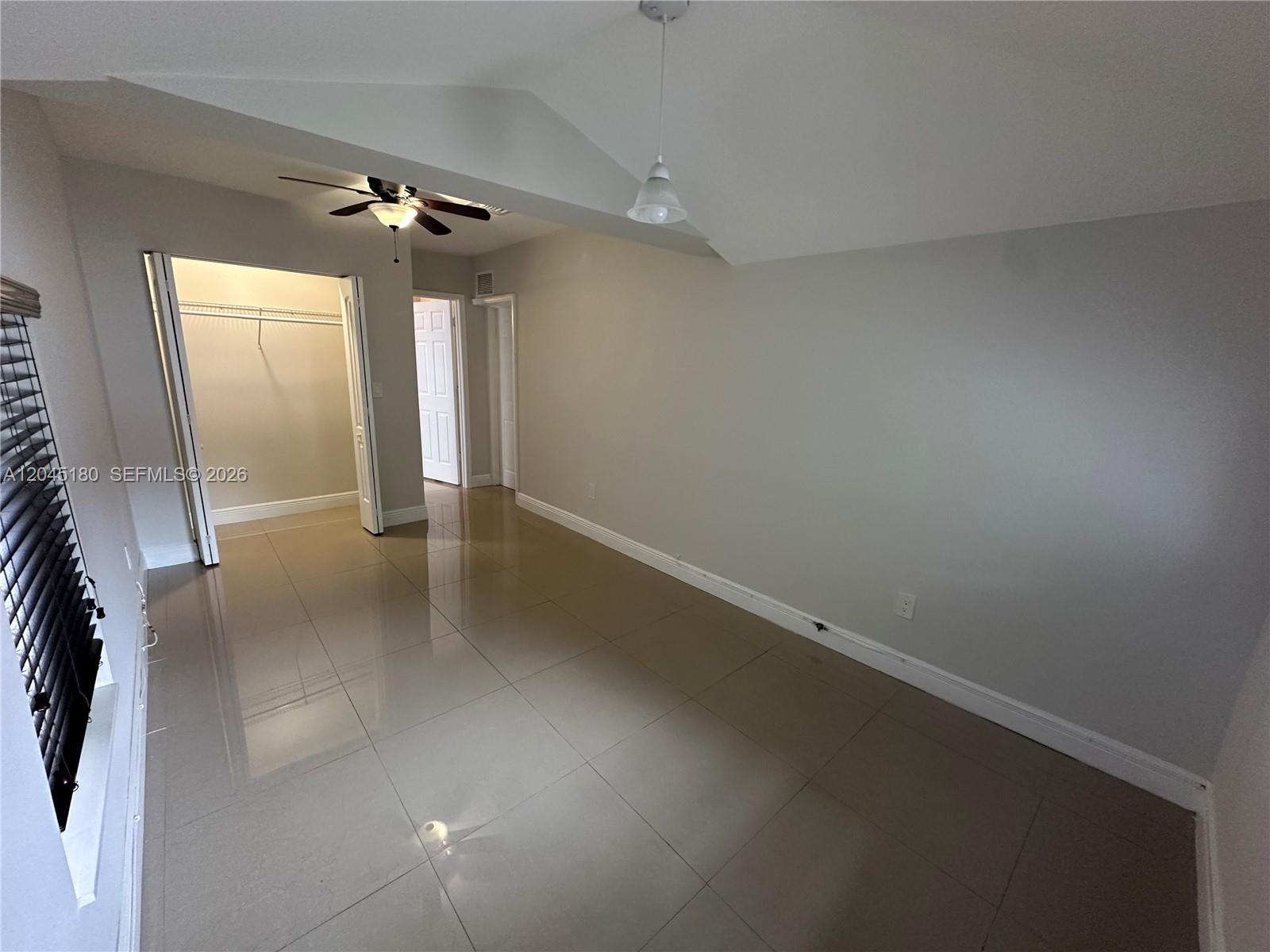 2155 Biarritz Drive Property Photo 6
