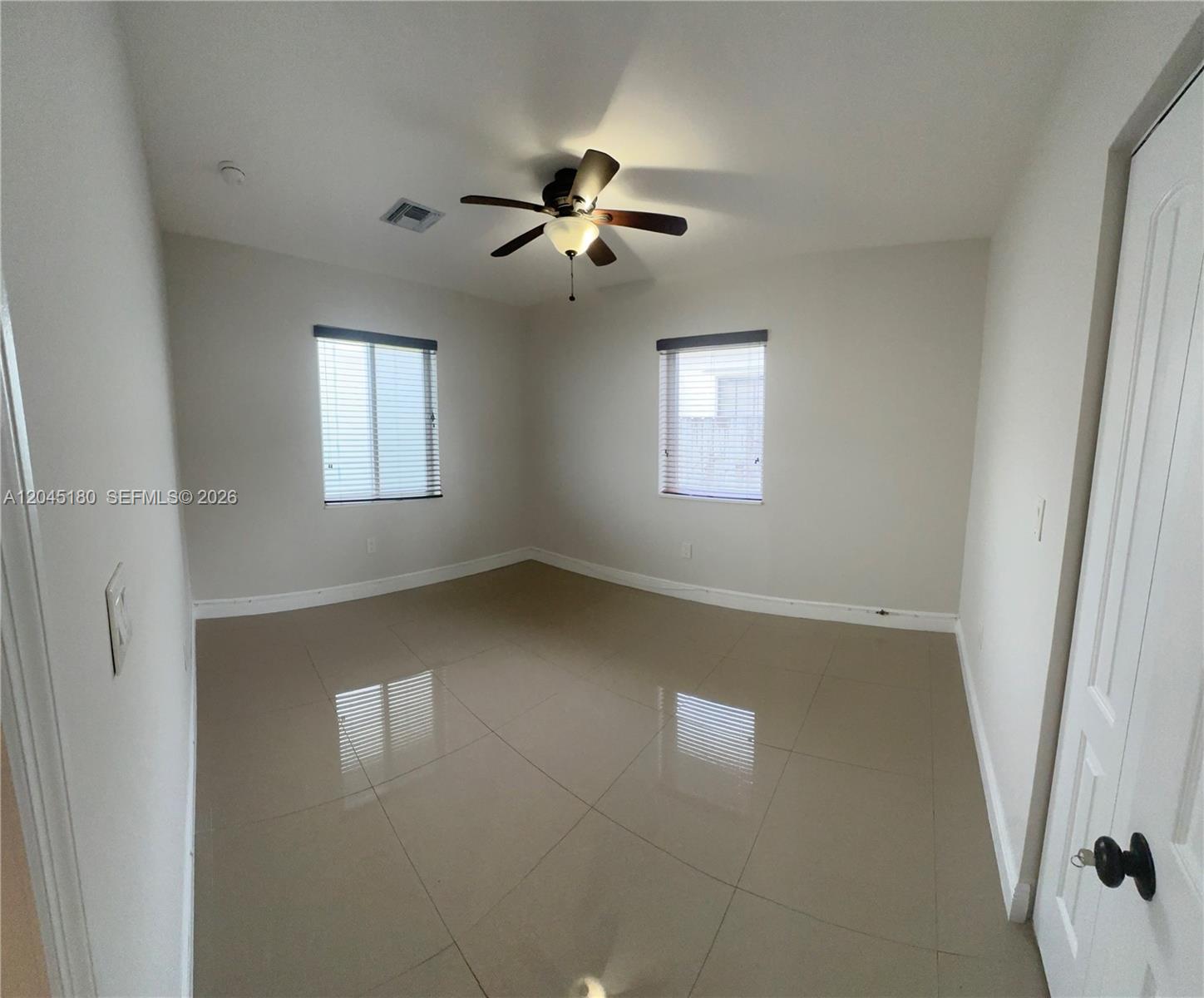 2155 Biarritz Drive Property Photo 7