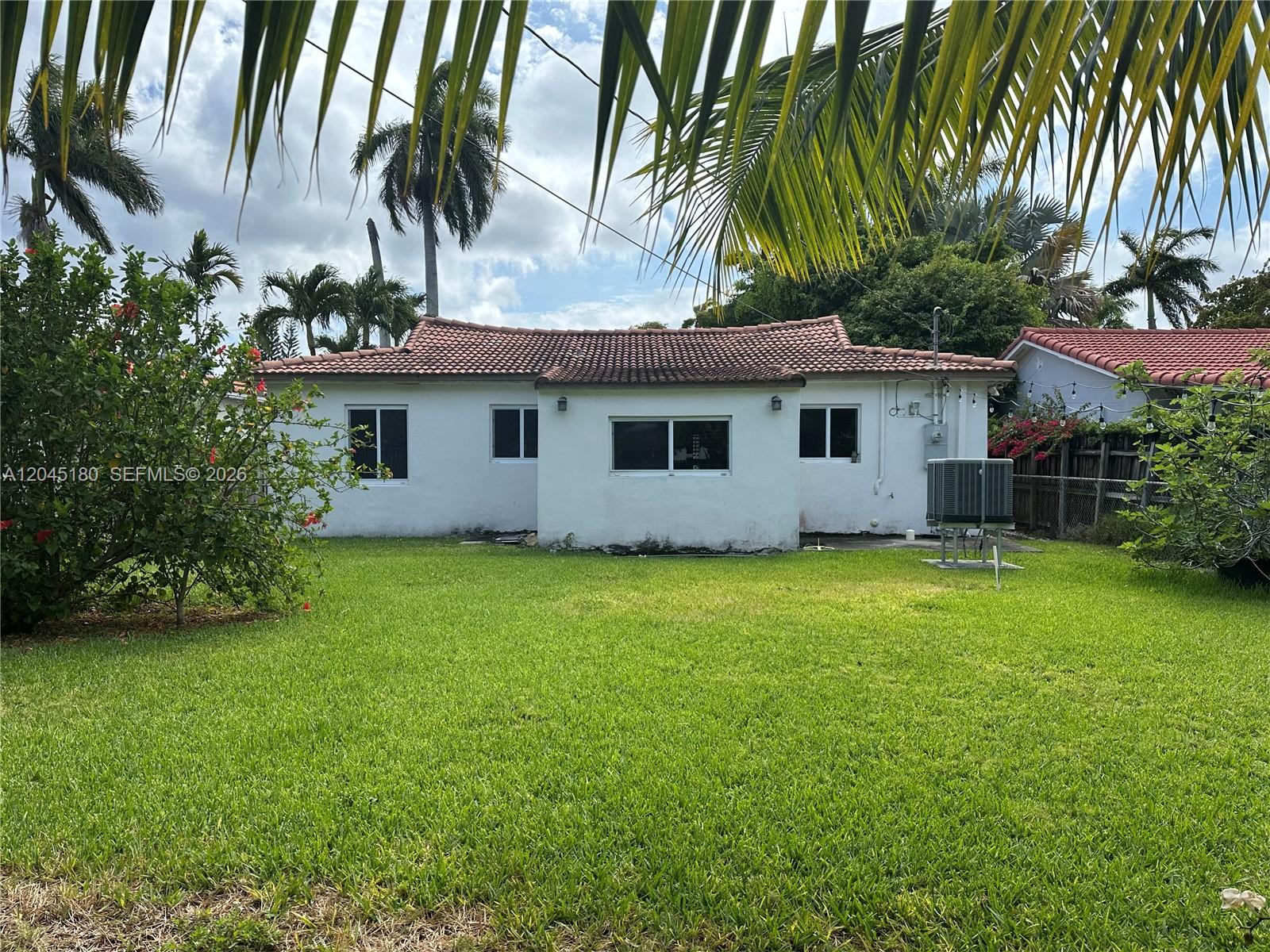 2155 Biarritz Drive Property Photo 15