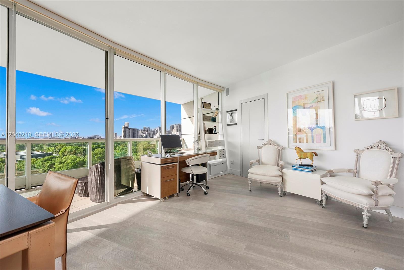 2127 Brickell Avenue 1006 Property Photo 8