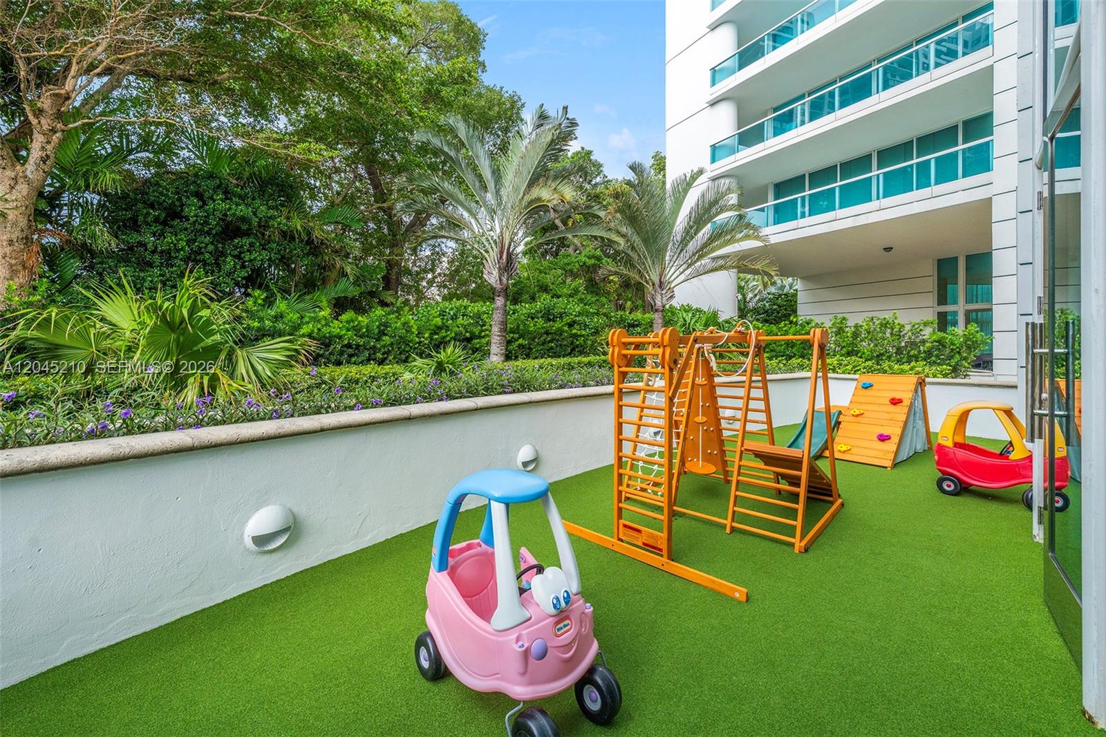 2127 Brickell Avenue 1006 Property Photo 33