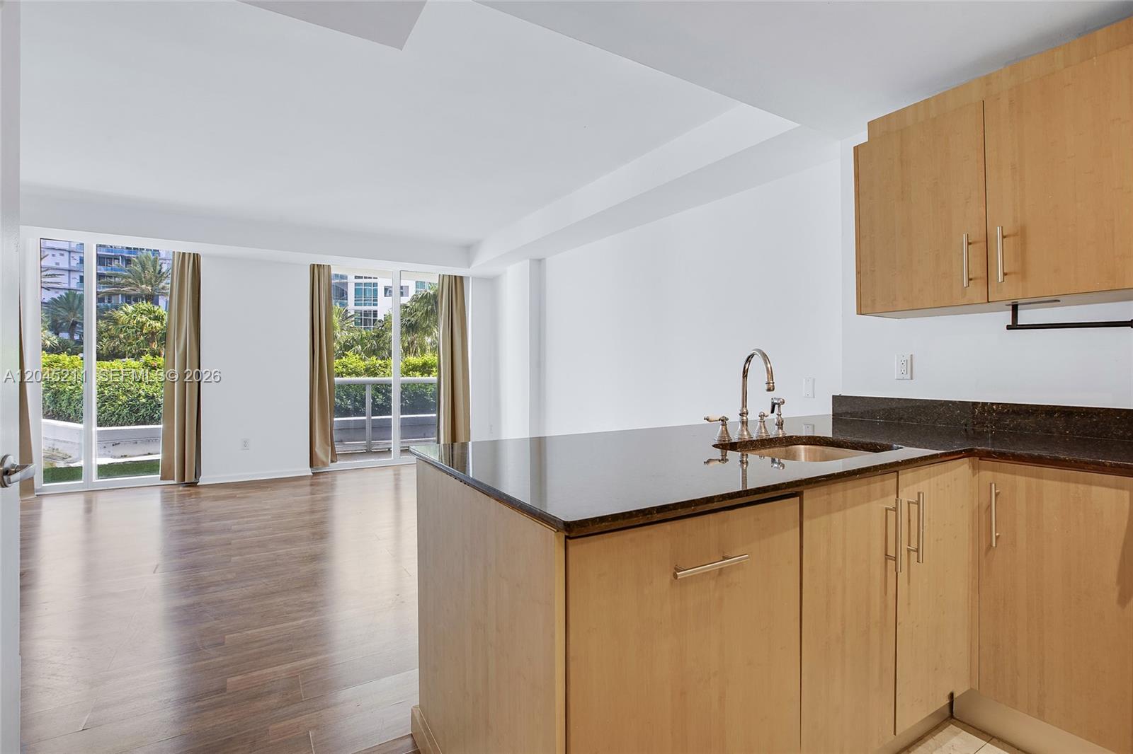 10275 Collins Avenue 201 Property Photo 4
