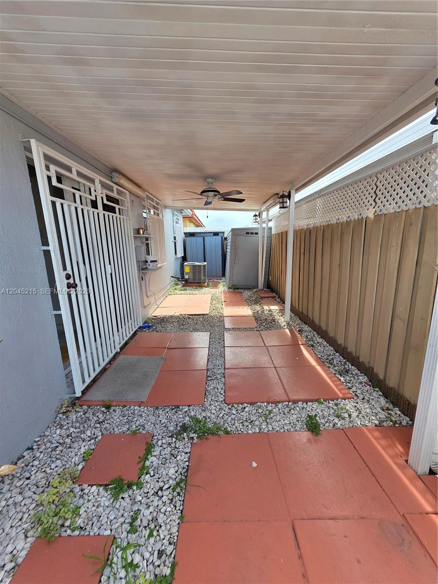 8905 Nw 121 Street 0 Property Photo 2