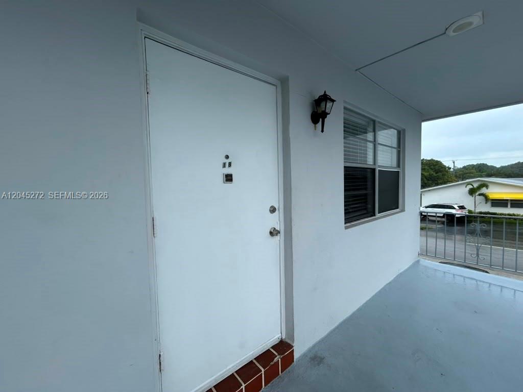 2435 Van Buren Street Apt 1b Property Photo 1