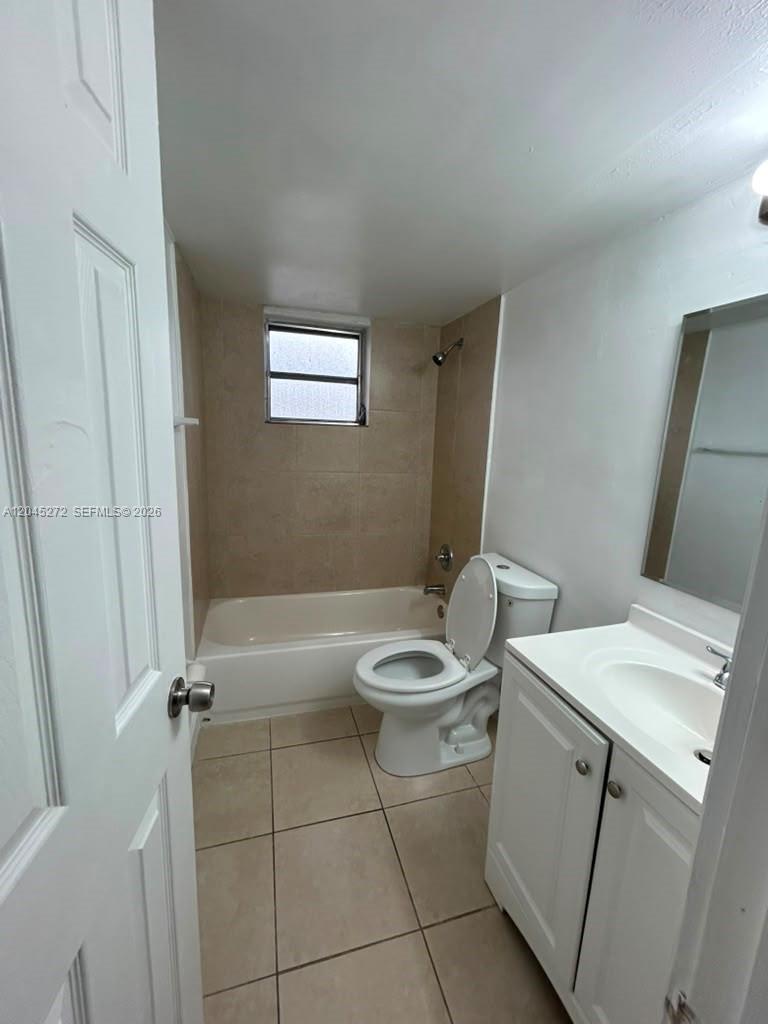 2435 Van Buren Street Apt 1b Property Photo 12