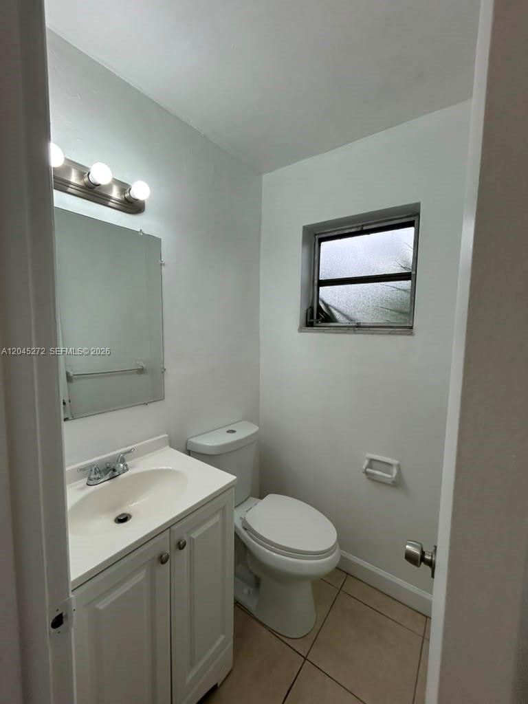 2435 Van Buren Street Apt 1b Property Photo 14