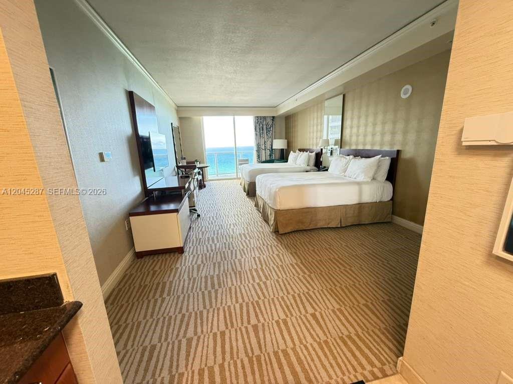 18001 Collins Avenue 1006 Property Photo 16