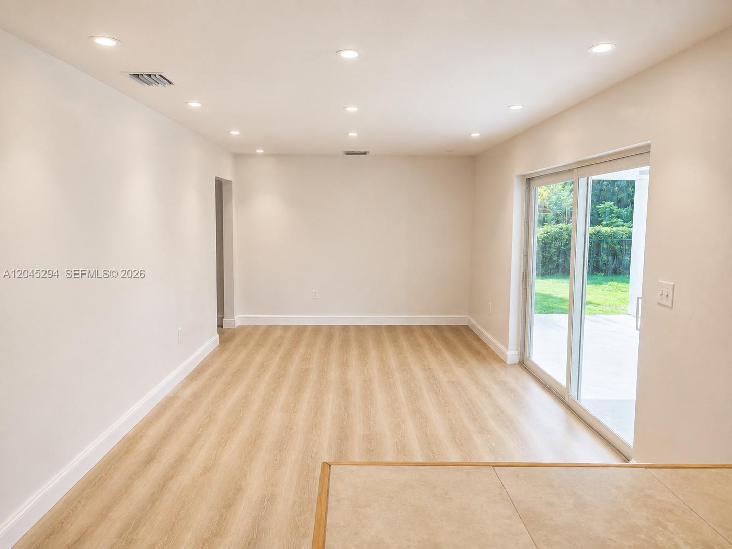 10521 Sw 125th Street Property Photo 11