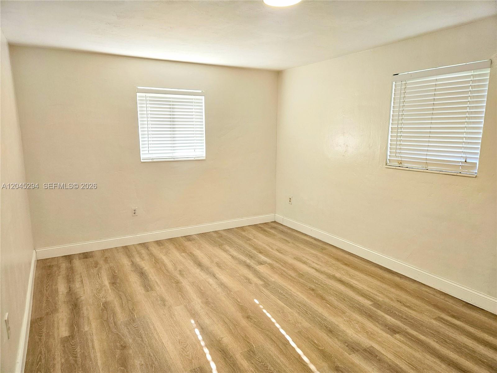 10521 Sw 125th Street Property Photo 14
