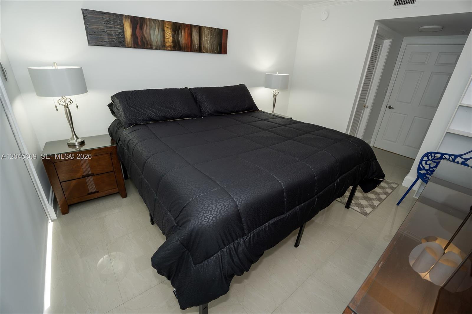 2951 S Bayshore Drive 716 Property Photo 2