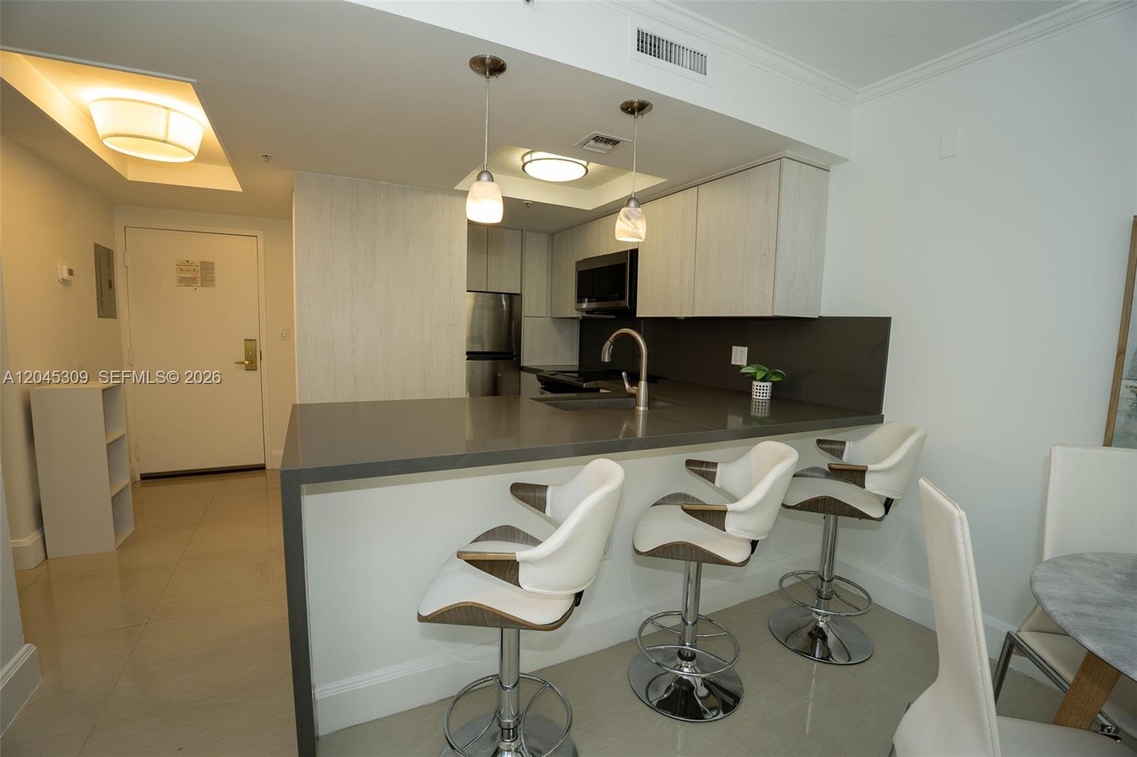 2951 S Bayshore Drive 716 Property Photo 13