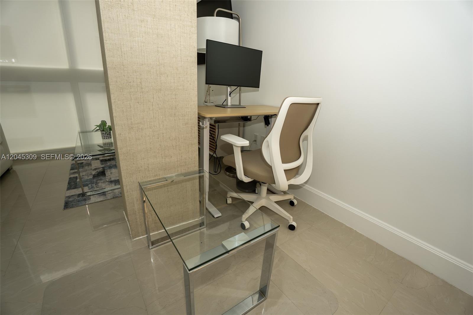 2951 S Bayshore Drive 716 Property Photo 18