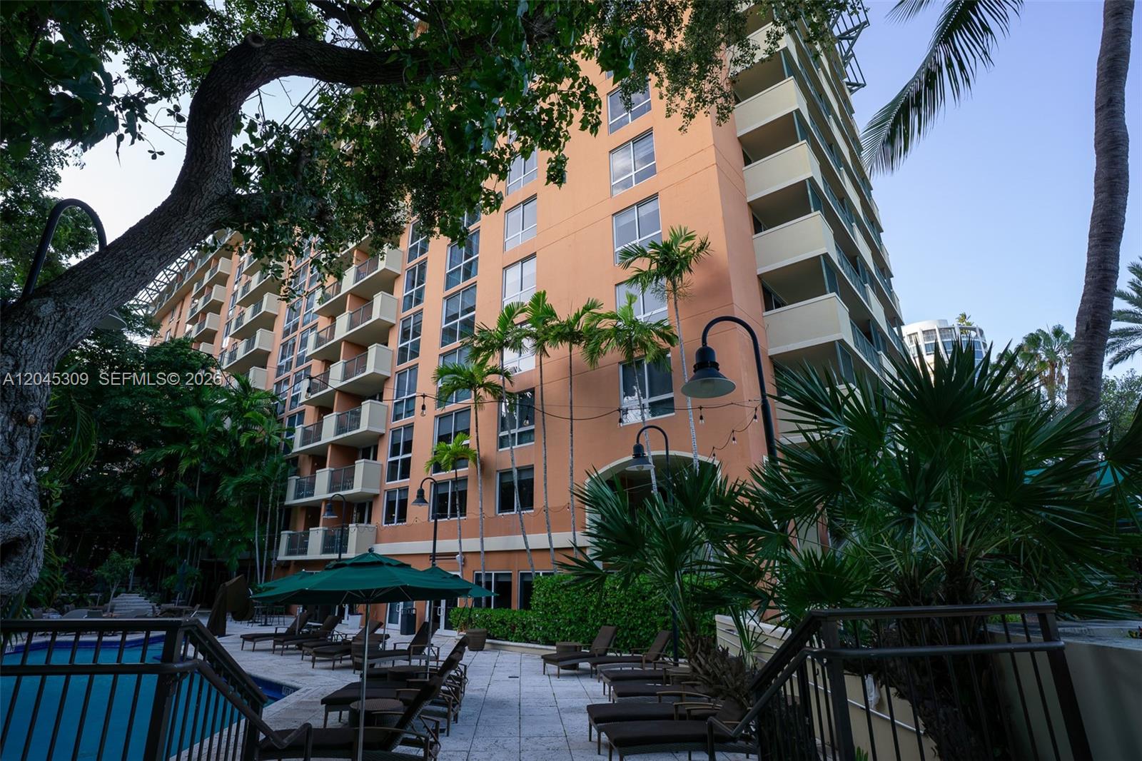 2951 S Bayshore Drive 716 Property Photo 27