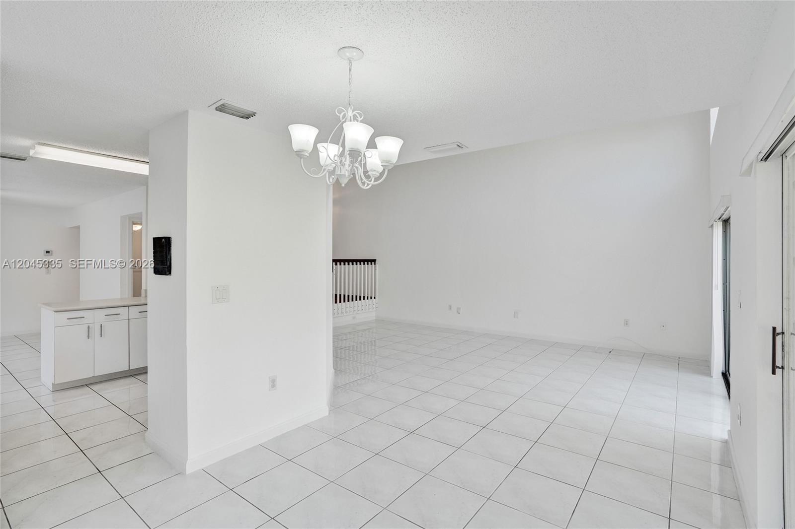 9921 Nw 31st Street 9921 Property Photo 7
