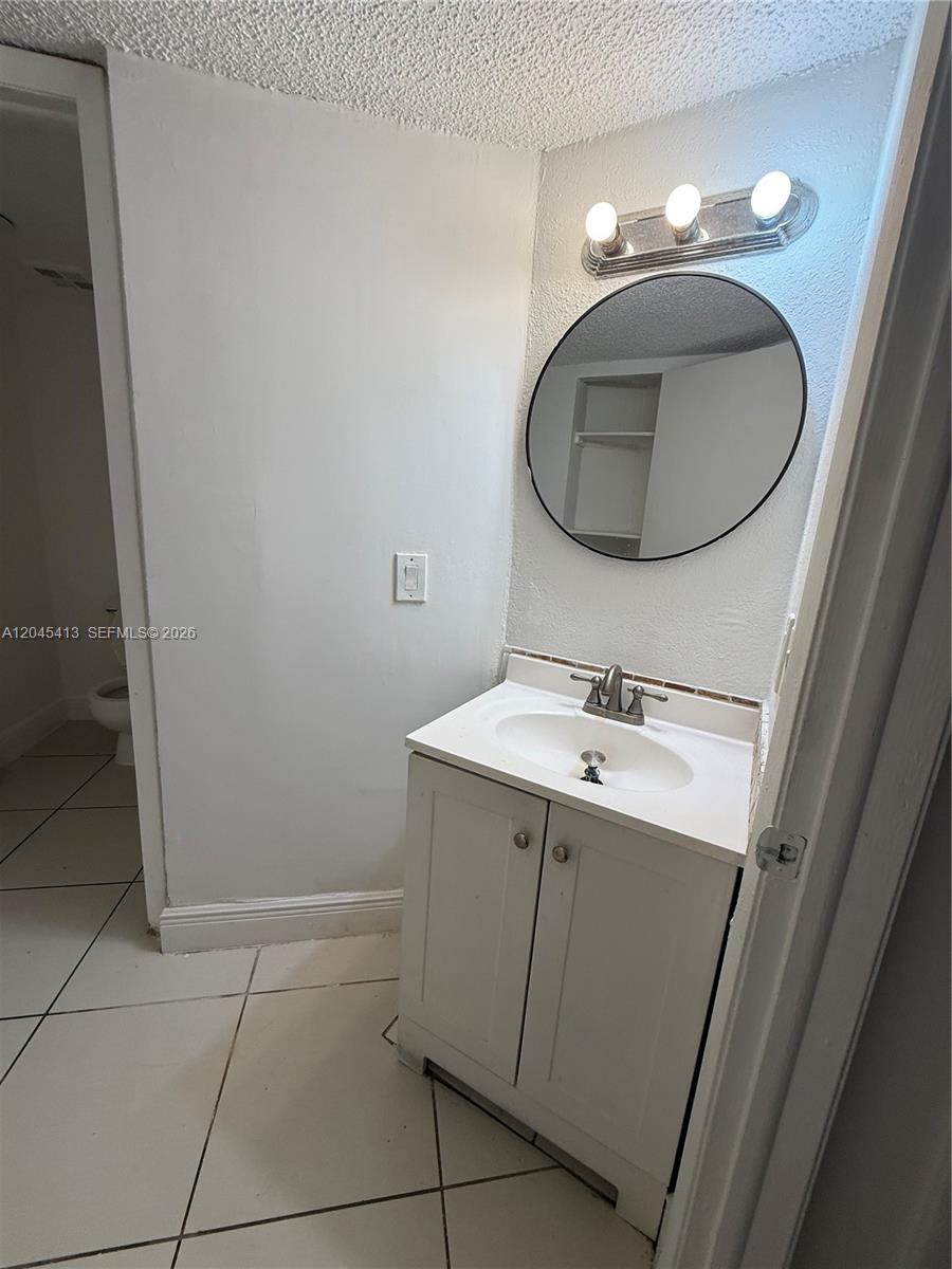 8255 Sw 152nd Avenue E-209 Property Photo 5
