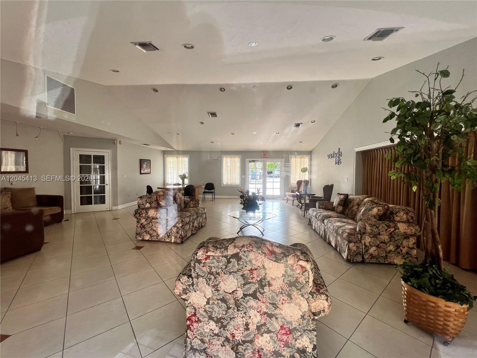 8255 Sw 152nd Avenue E-209 Property Photo 10