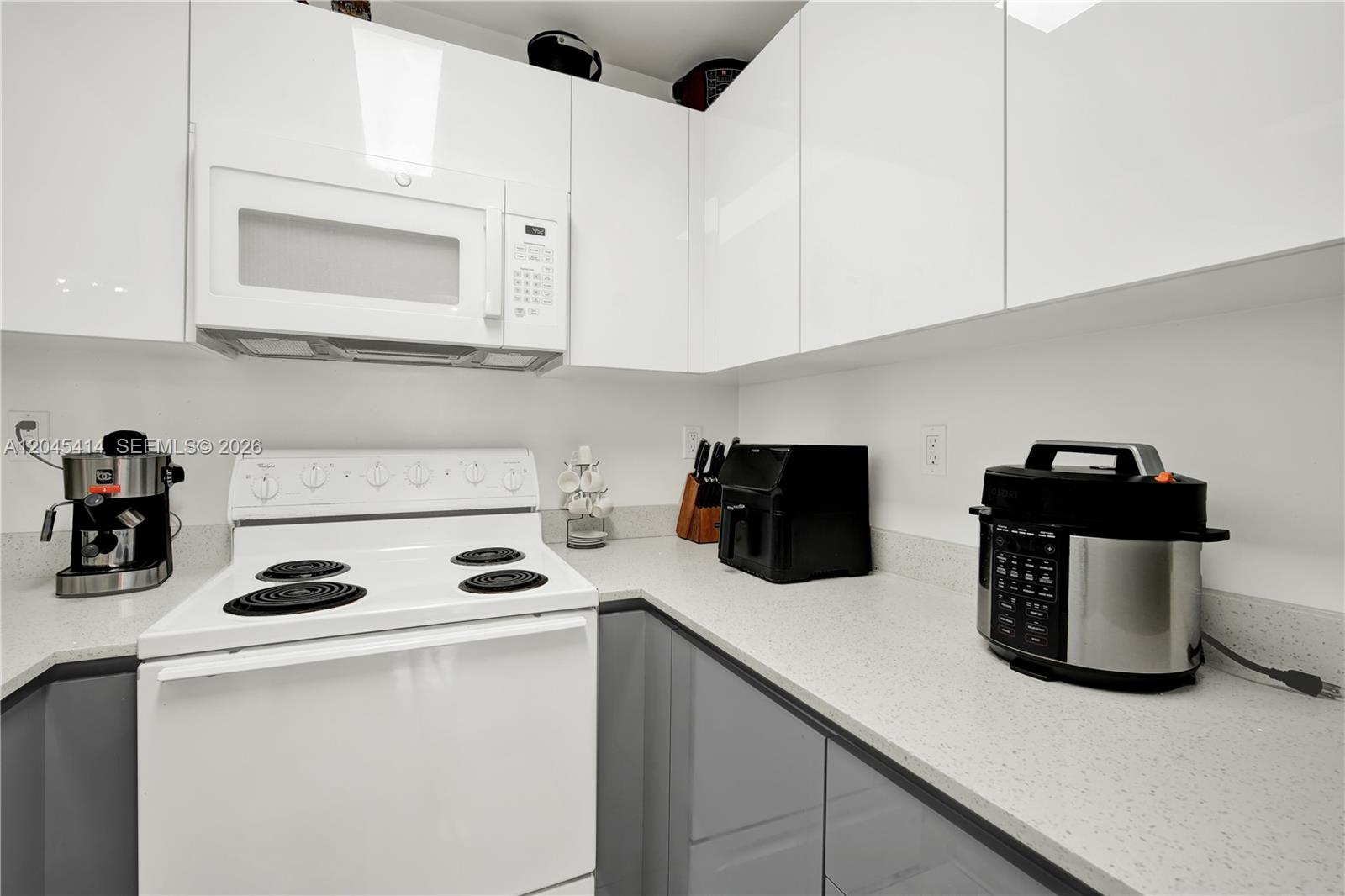 1101 Sw 122nd Avenue 205 Property Photo 10
