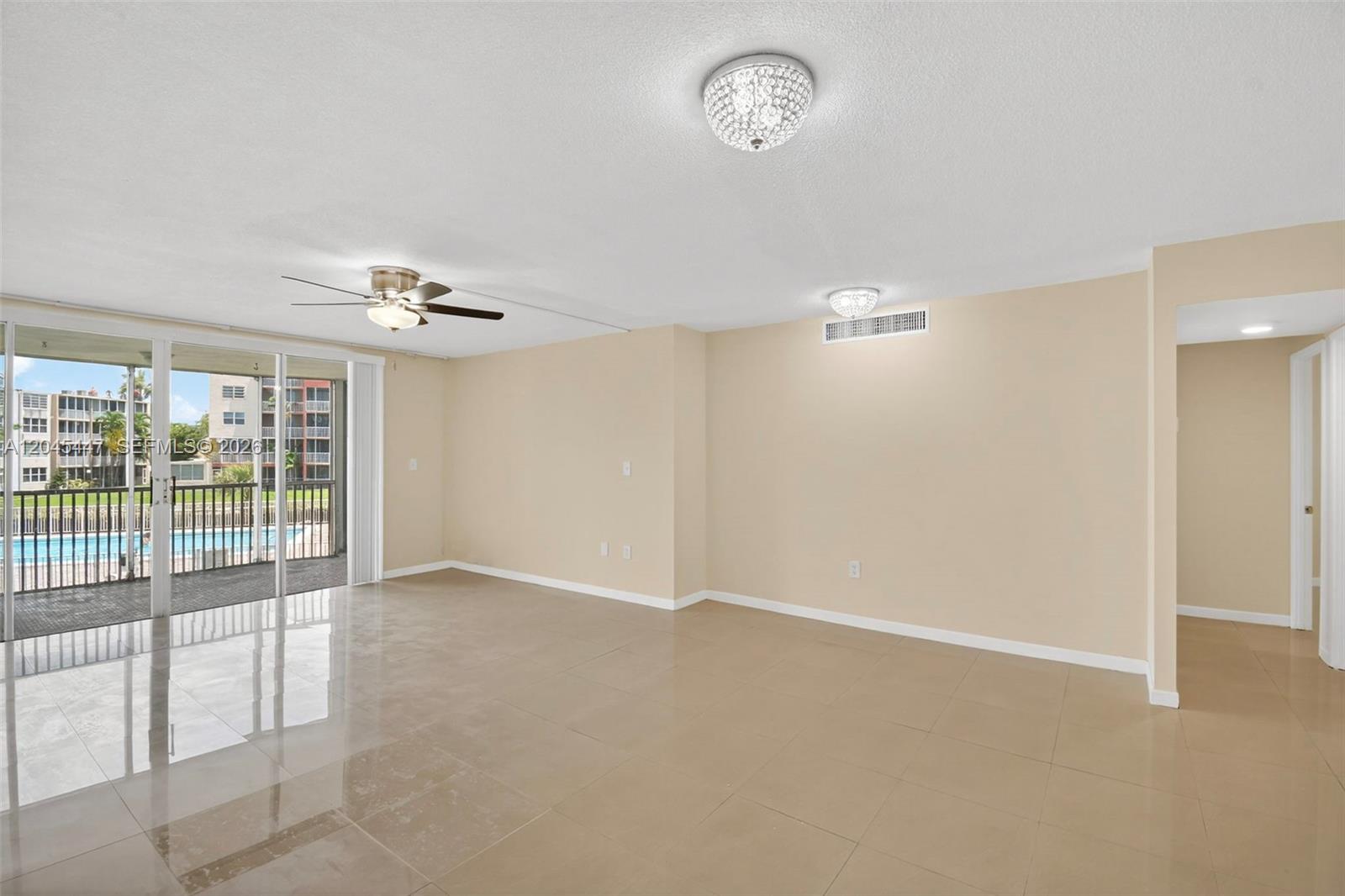 1710 Ne 191 Street 206 Property Photo 4