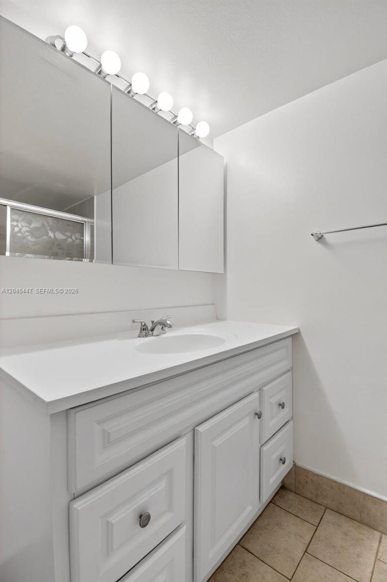 1710 Ne 191 Street 206 Property Photo 31
