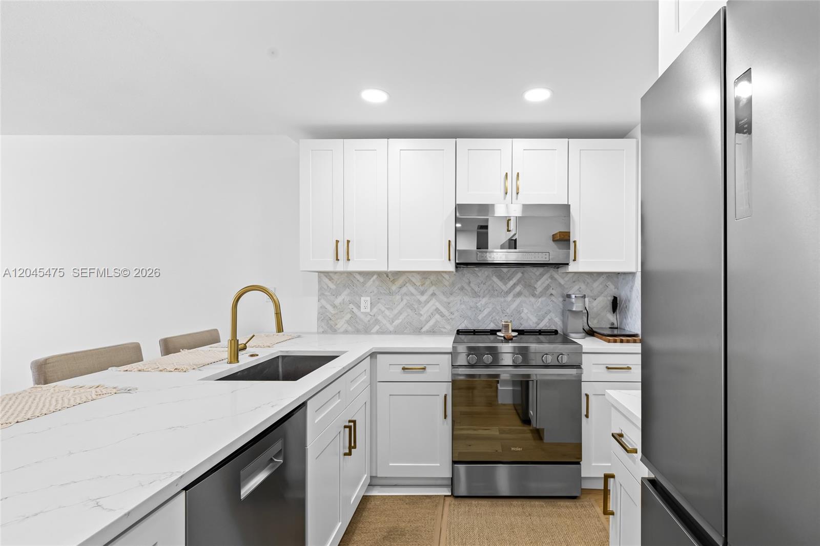 301 N Ocean Boulevard 302 Property Photo 1