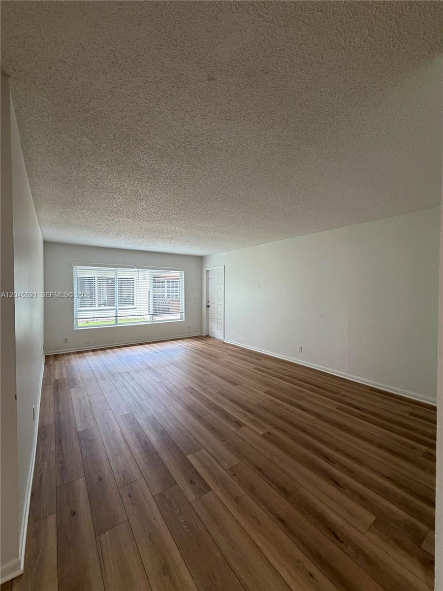 2557 Nw 60th Terrace Property Photo 12