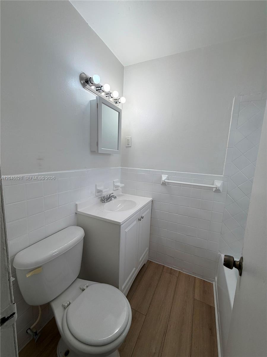 2557 Nw 60th Terrace Property Photo 15