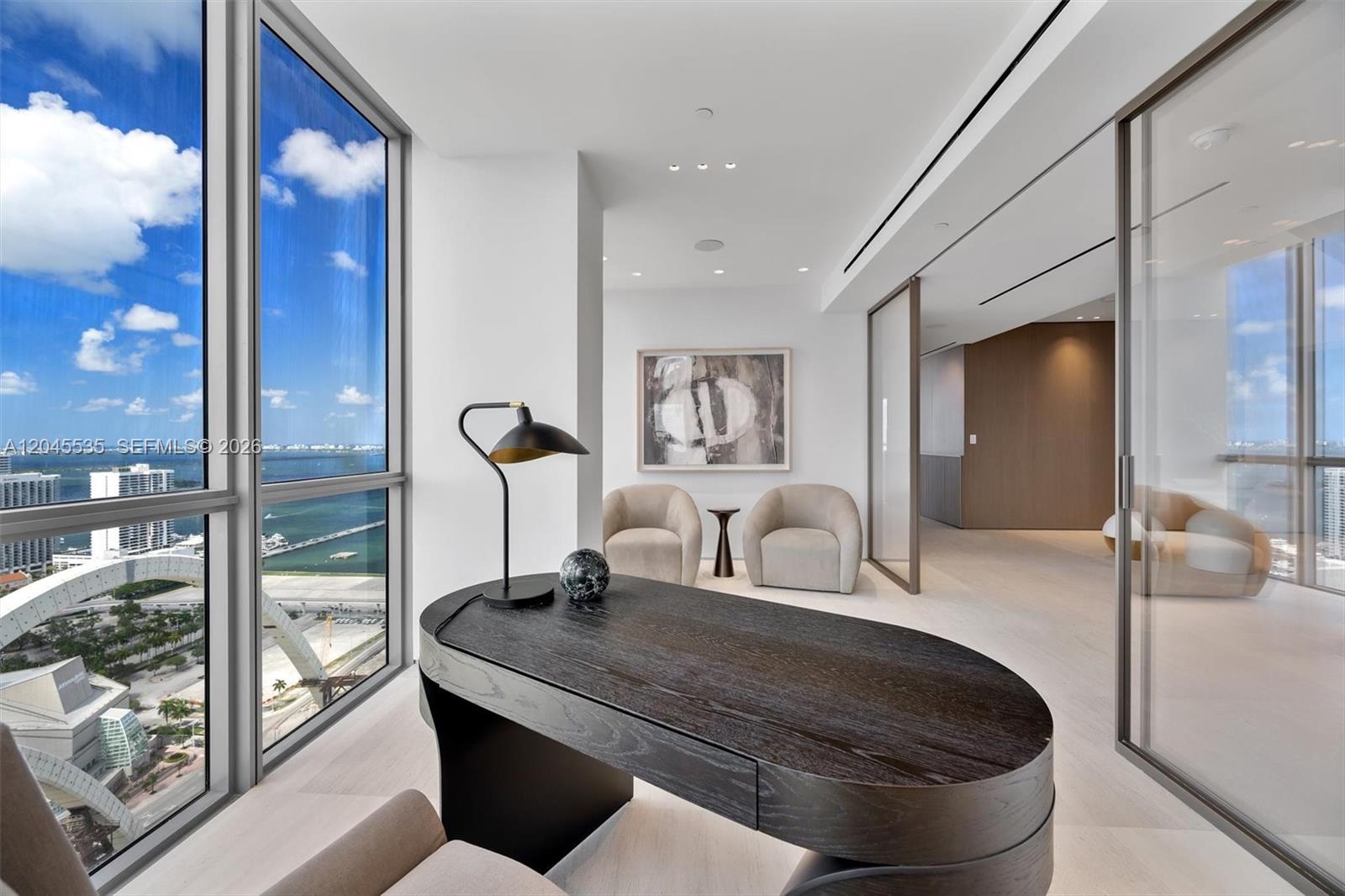 1100 Biscayne Boulevard 3906 Property Photo 15