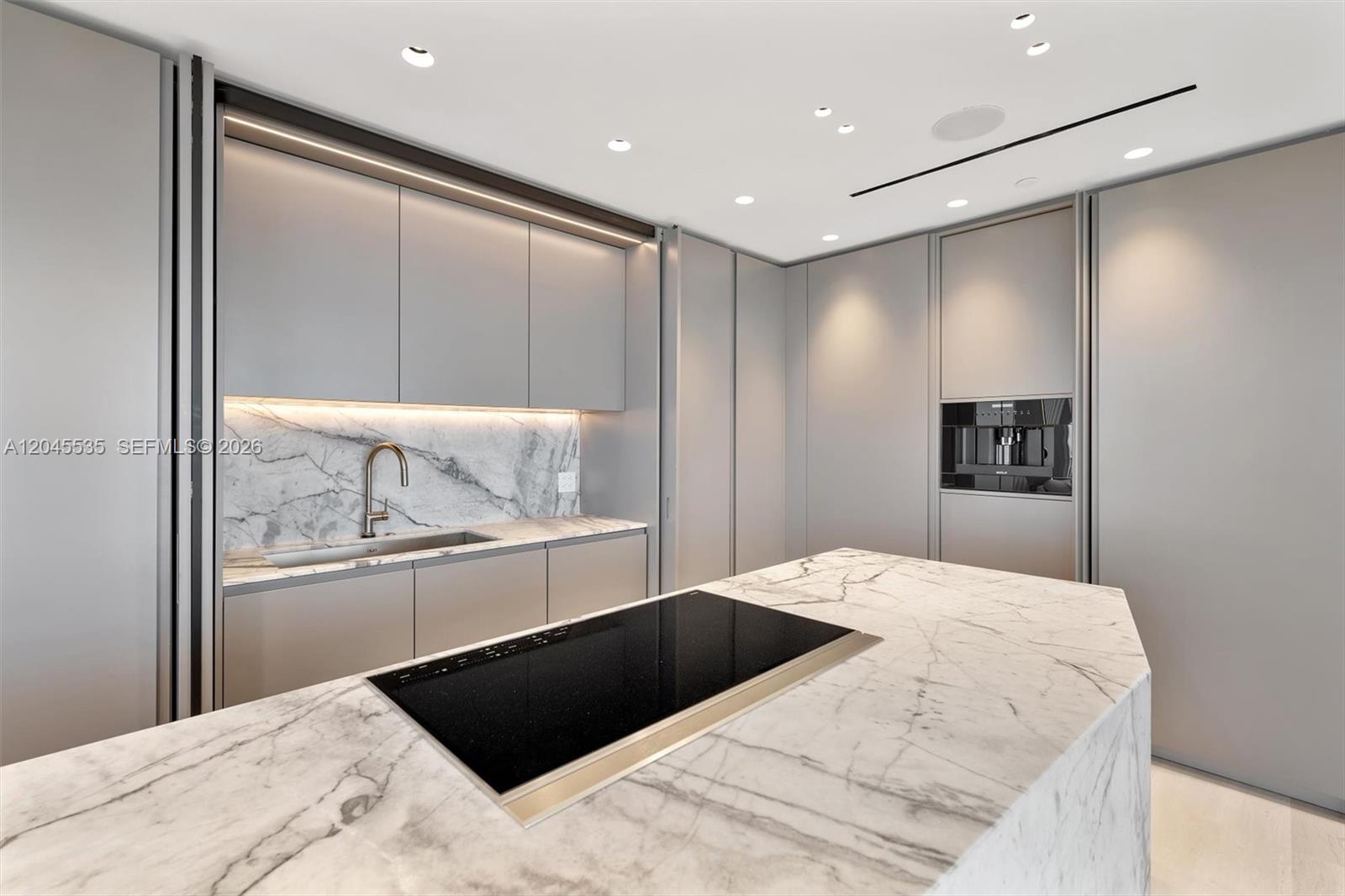 1100 Biscayne Boulevard 3906 Property Photo 16
