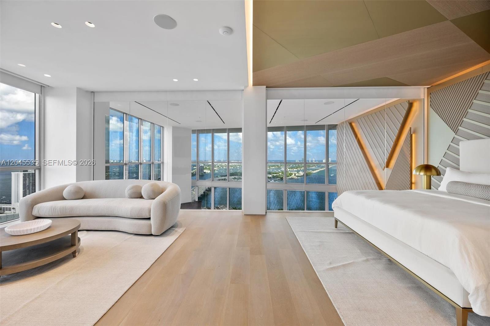 1100 Biscayne Boulevard 3906 Property Photo 27