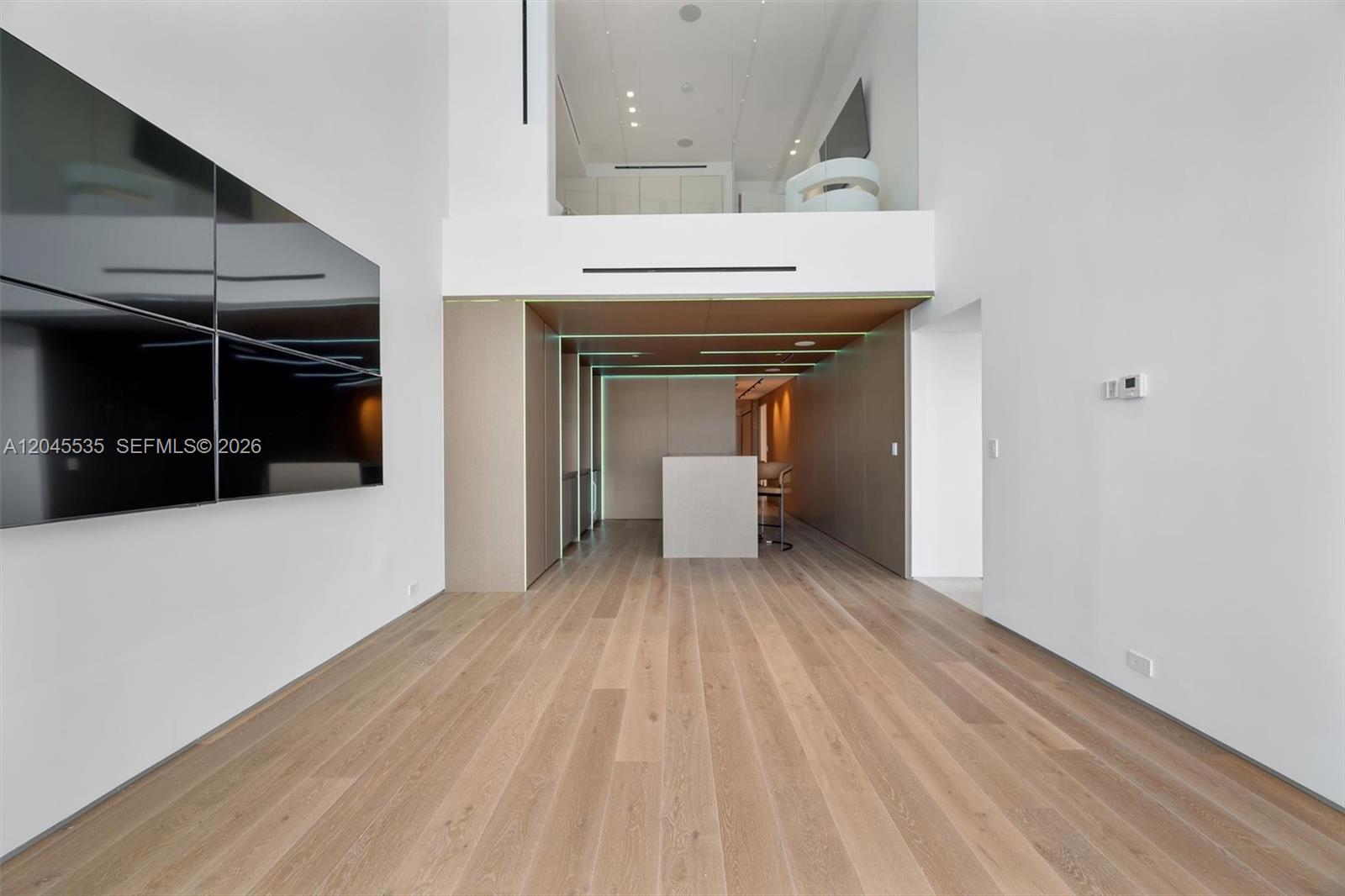1100 Biscayne Boulevard 3906 Property Photo 49