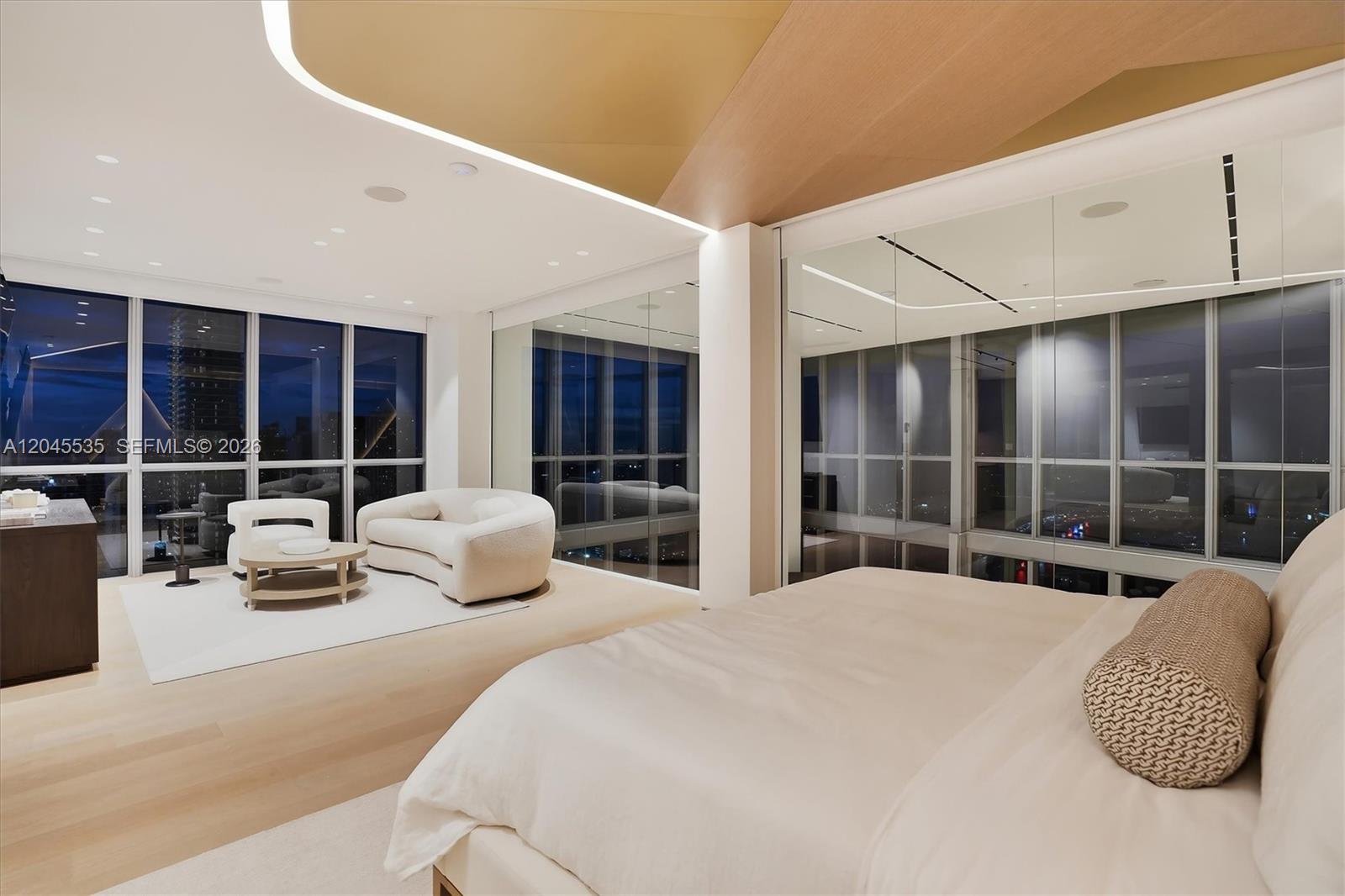 1100 Biscayne Boulevard 3906 Property Photo 51
