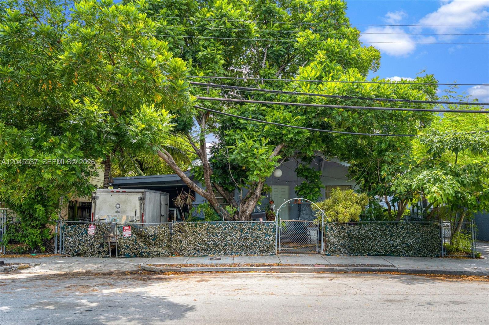 210 Sw 13th Avenue Property Photo 1