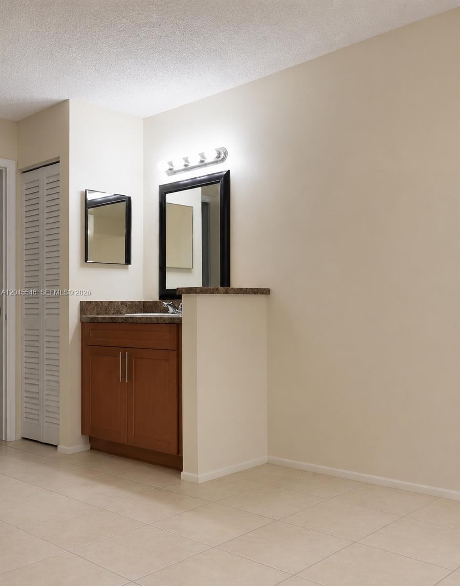 9999 Summerbreeze Drive 317 Property Photo 11