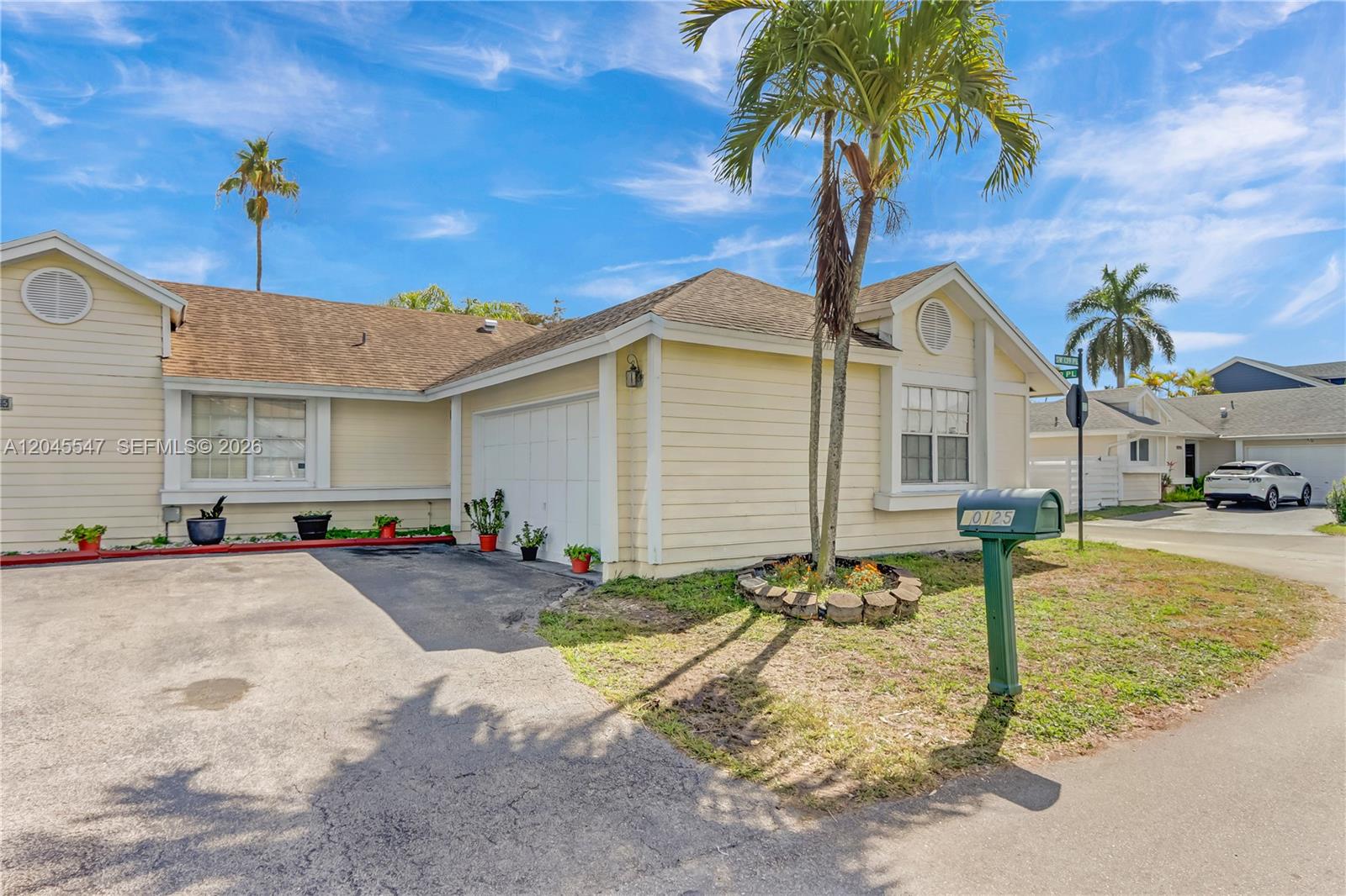 10125 Sw 139th Place Property Photo 1