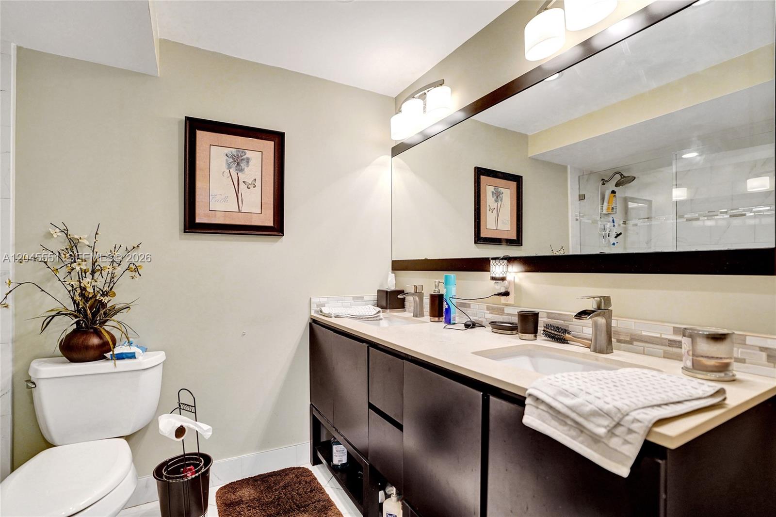 1301 E Hillsboro Boulevard 307 Property Photo 21