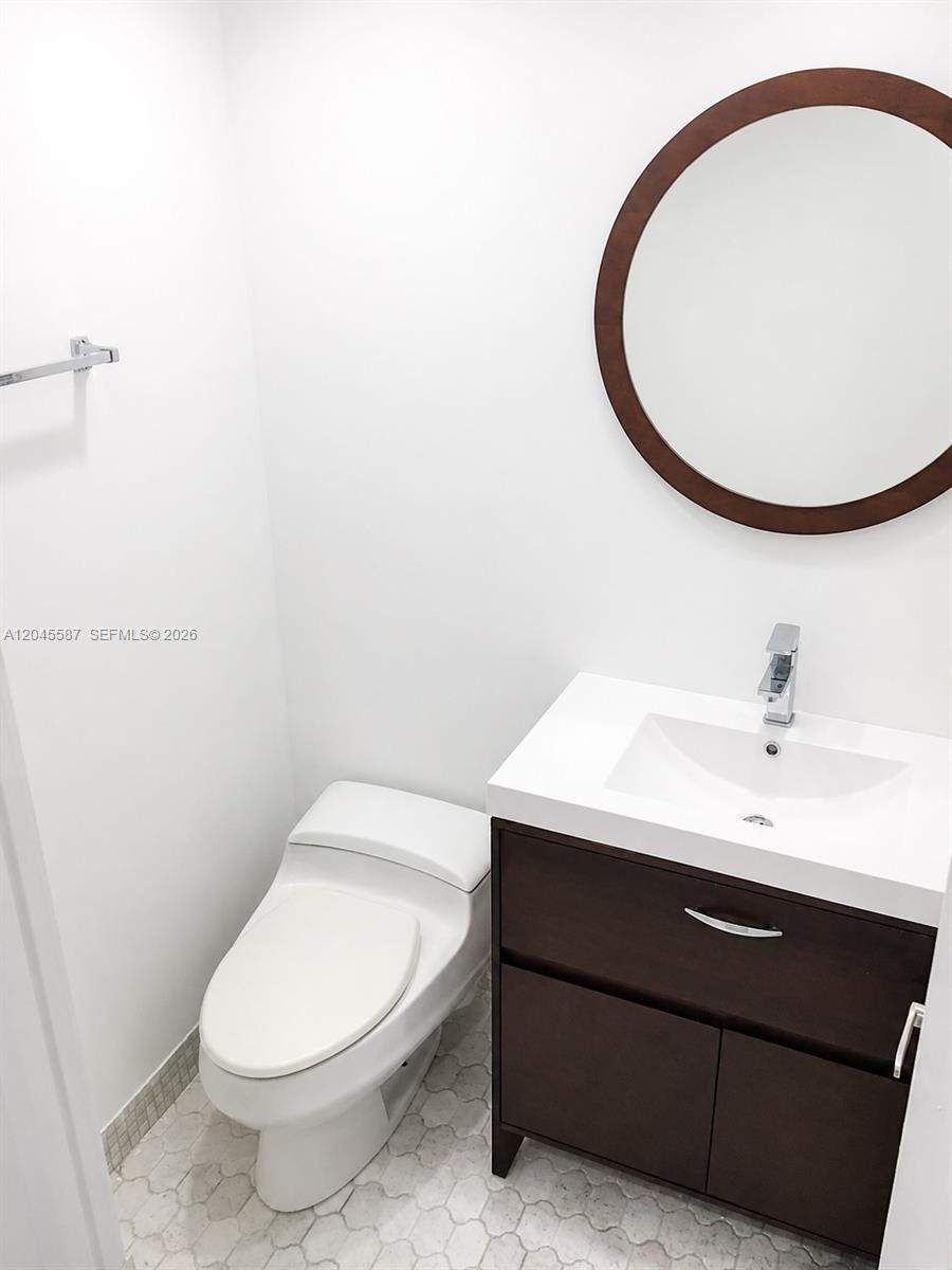 11925 Ne 2nd Avenue B315 Property Photo 7