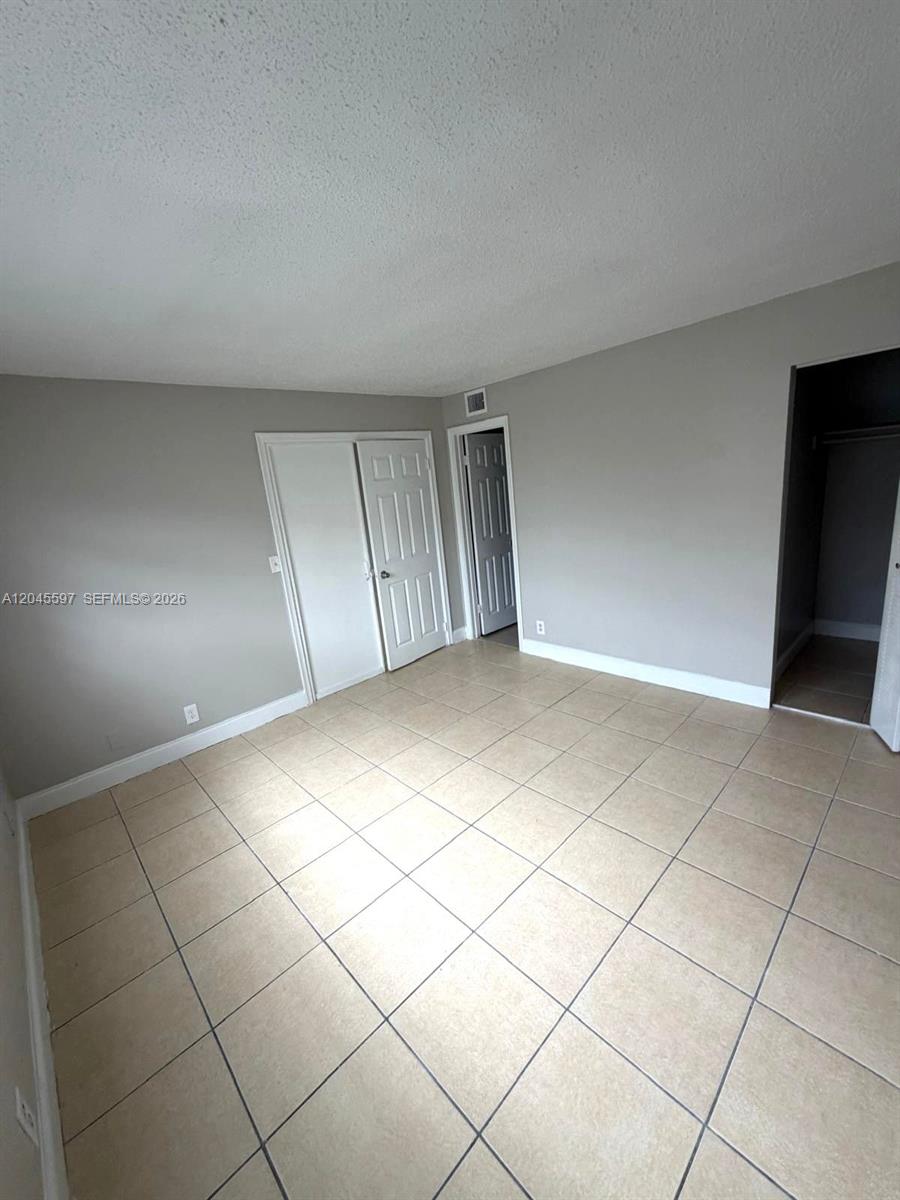 2011 Nw 55th Avenue 305 Property Photo 12