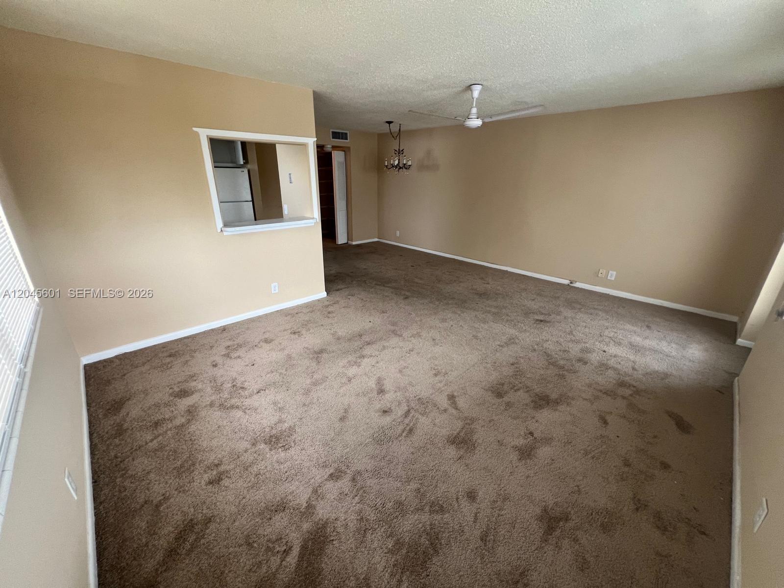391 Windsor Q 0 Property Photo 4
