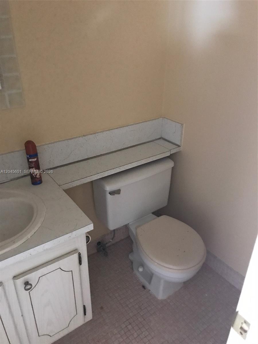391 Windsor Q 0 Property Photo 11