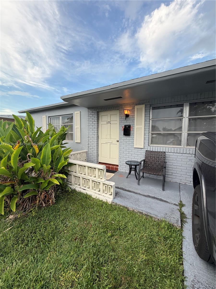 1170 Nw 66th Terrace Property Photo 4